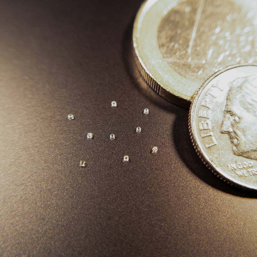 Extremely small micro lenses