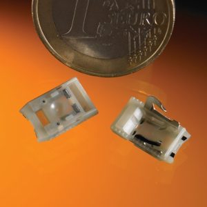 Small plastic part with metal insert